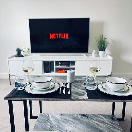 Deluxe 2 Bedroom Apartment Sheffield Luaran gambar